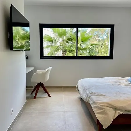 3 Bedroom With Private Pool Villa Saint-Raphael (Var)