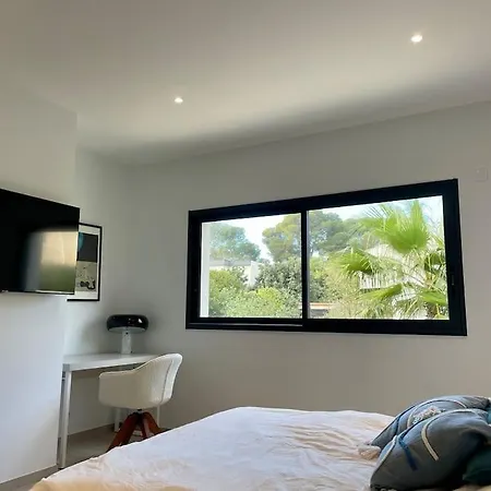 3 Bedroom With Private Pool Villa *
